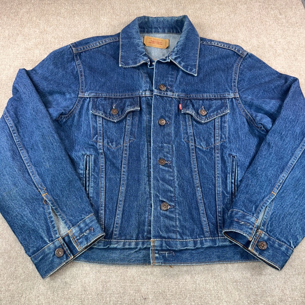 Levis 70506-0216 Denim Trucker Jacket Blue Wash Size 46 Made in Canada Mens